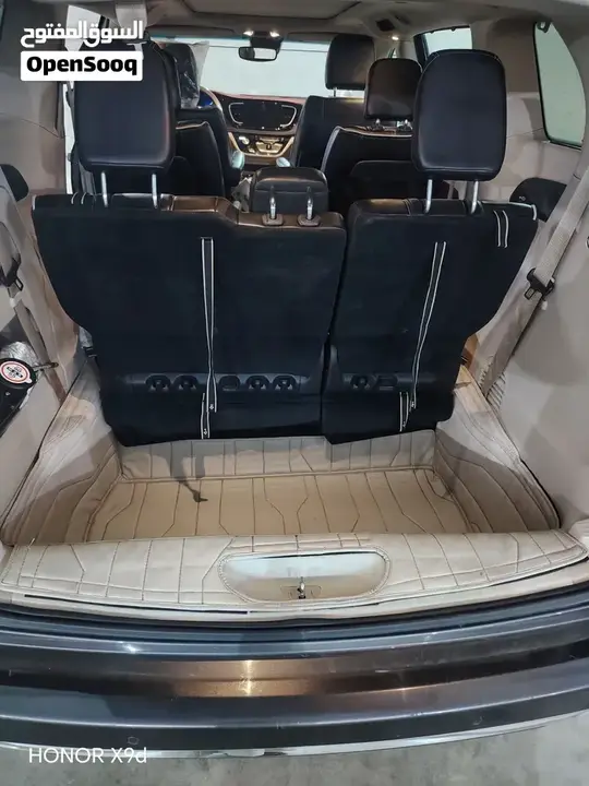 Chrysler Pacifica 2023 photo 3
