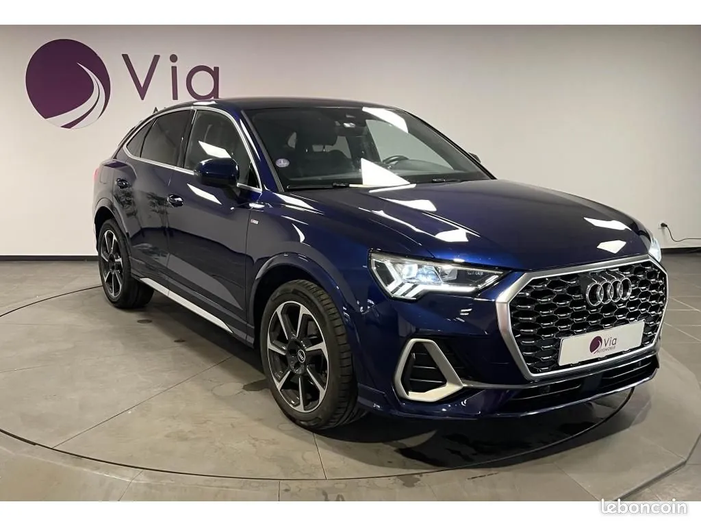 Audi Q3 2022 photo 3