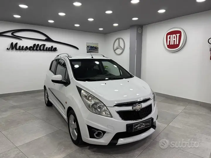 Chevrolet Spark 2012 photo 2