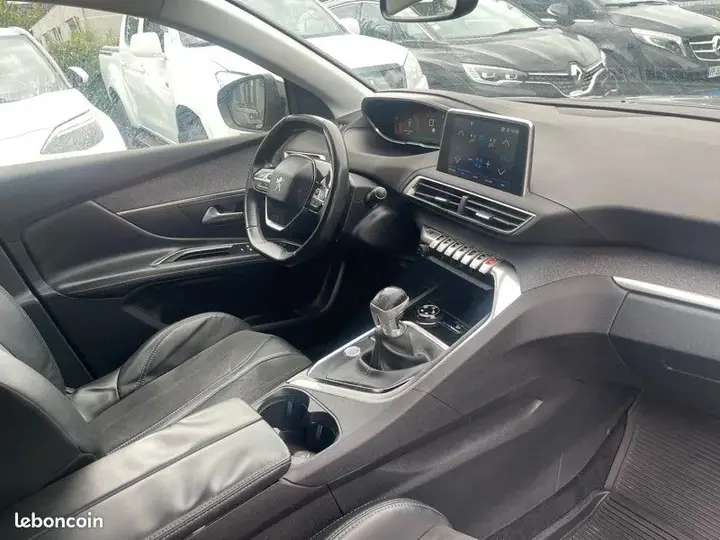 Peugeot 3008 2017 photo 4