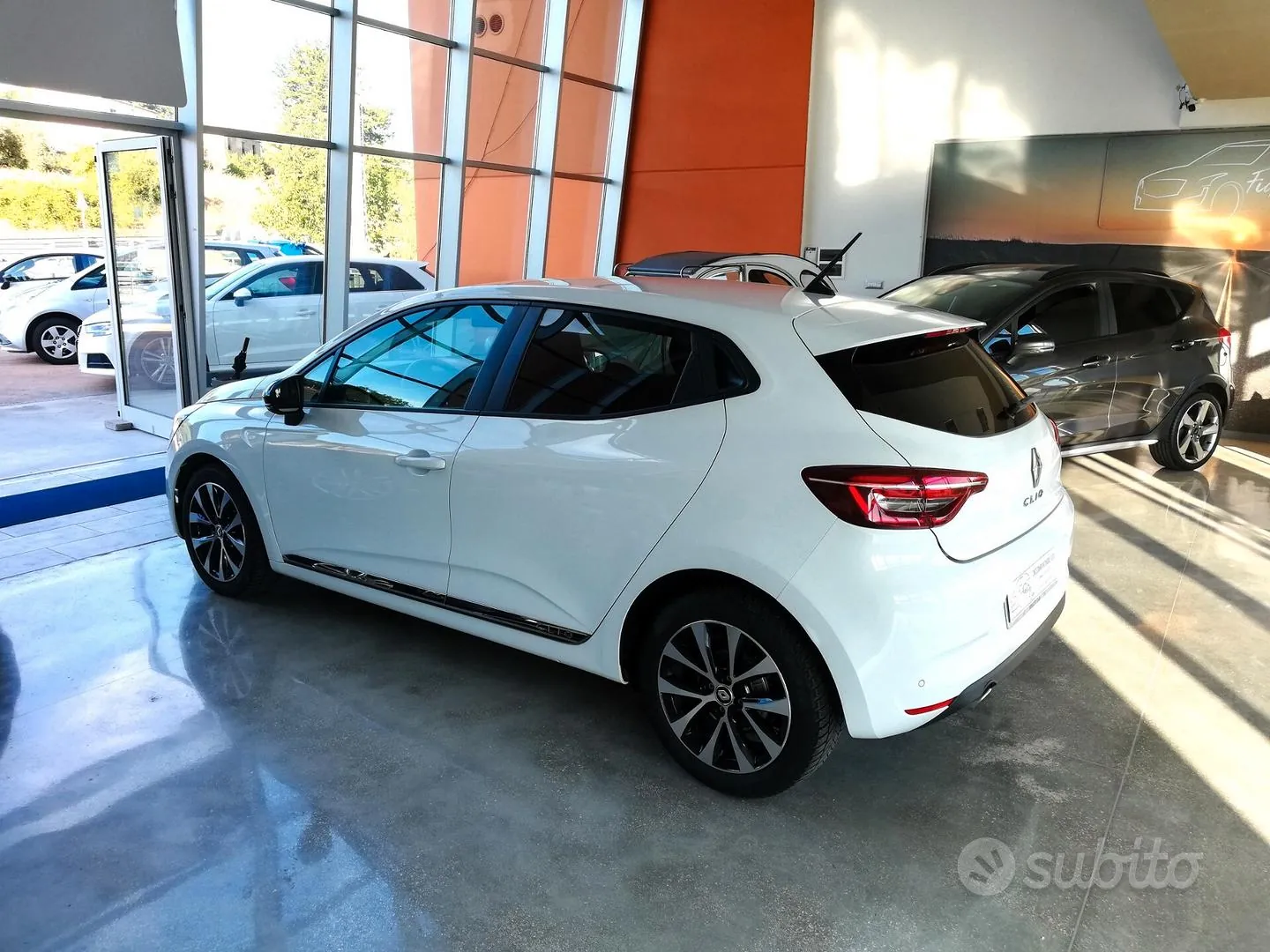 Renault Clio 2022 photo 4