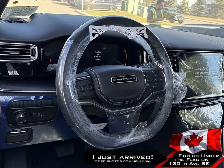 Jeep Grand Wagoneer 2027 photo 3