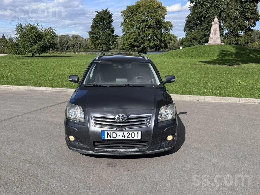 Toyota Avensis 2006 photo 2