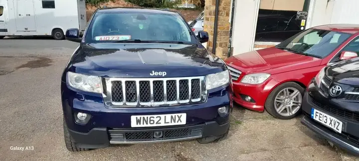 Jeep Grand Cherokee 2012 photo 3