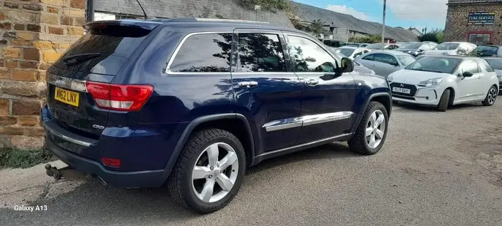 Jeep Grand Cherokee 2012 photo 4