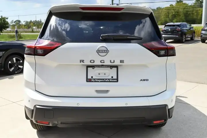 Nissan Rogue 2026 photo 4