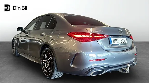 Mercedes-Benz C300 E 2024 photo 3