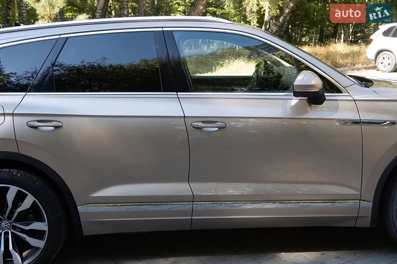 Volkswagen Touareg 2019 photo 5