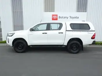 Toyota Hilux 2022 photo 5