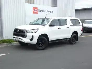 Toyota Hilux 2022 photo 2