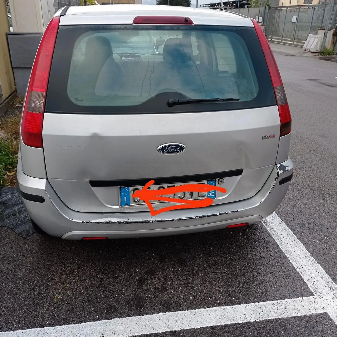 Ford Fusion 2003 photo 2