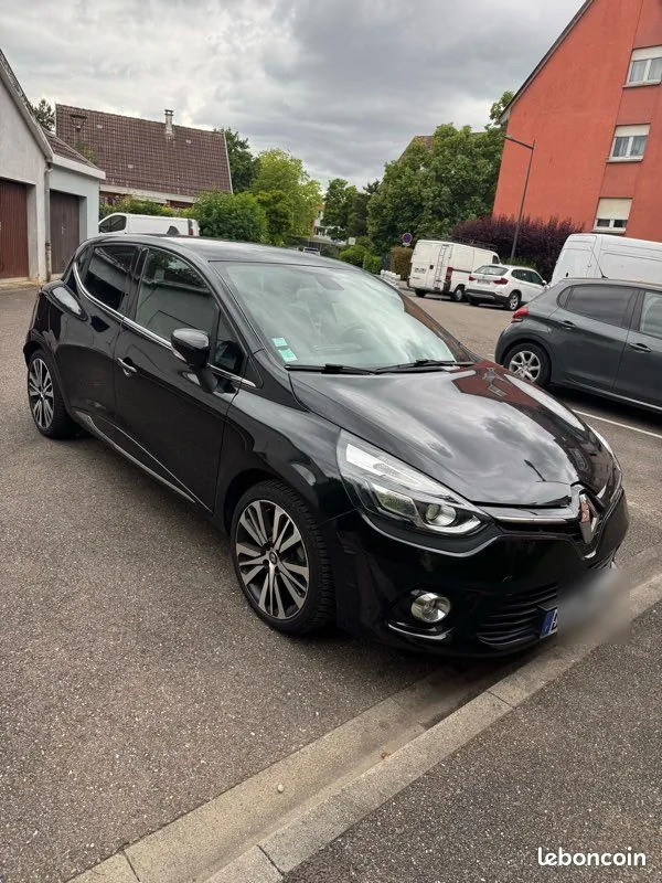 Renault Clio 2016 photo 2