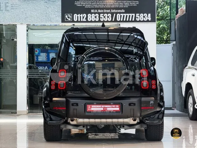 Land Rover Defender 2026 photo 2