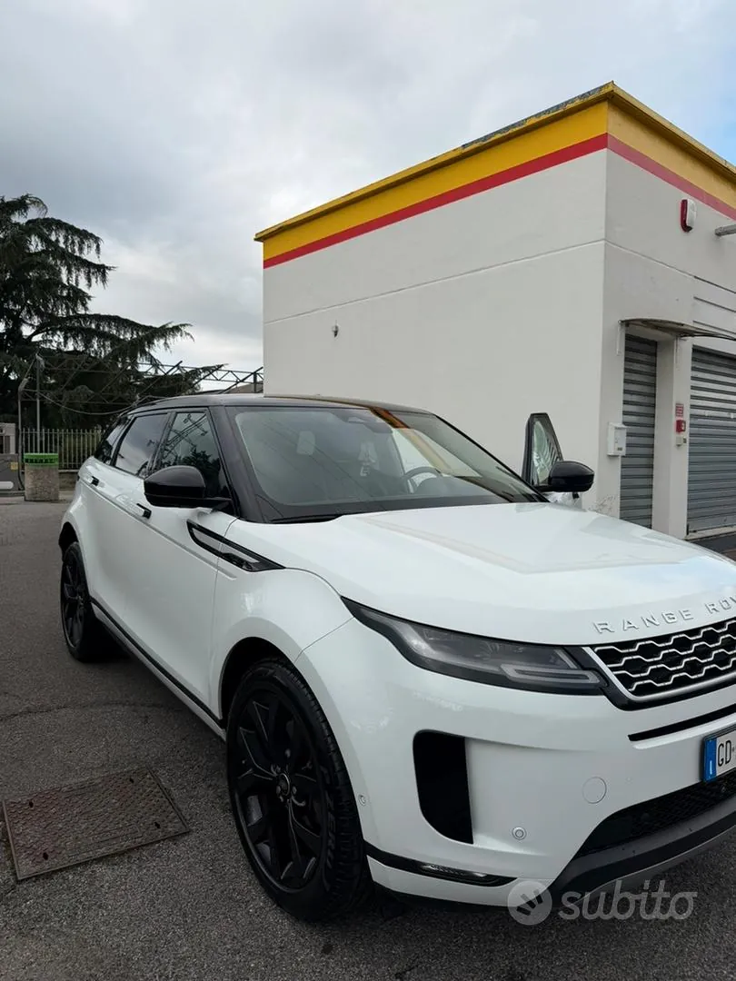 Land Rover Range Rover Evoque 2021 photo 3