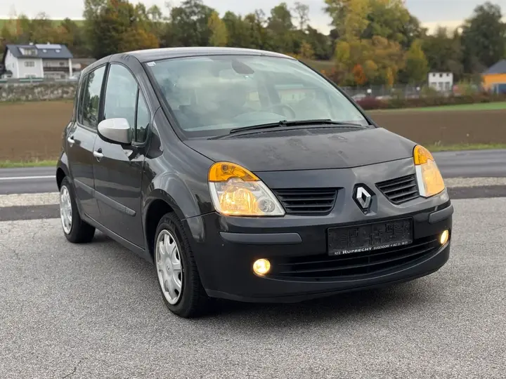 Renault Modus 2005 photo 2