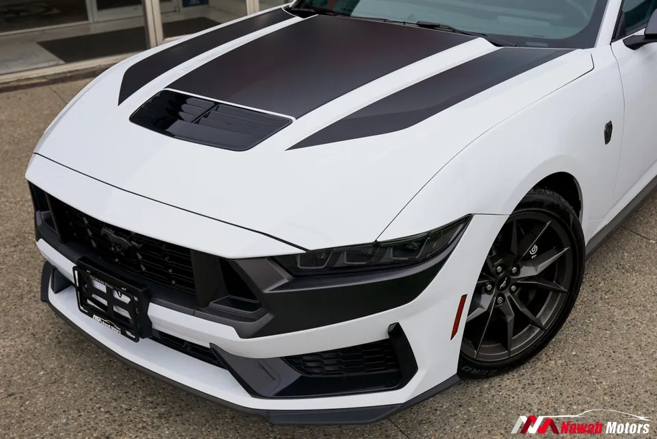 Ford Mustang 2025 photo 2