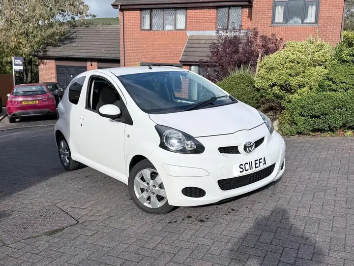 Toyota Aygo 2011 photo 3