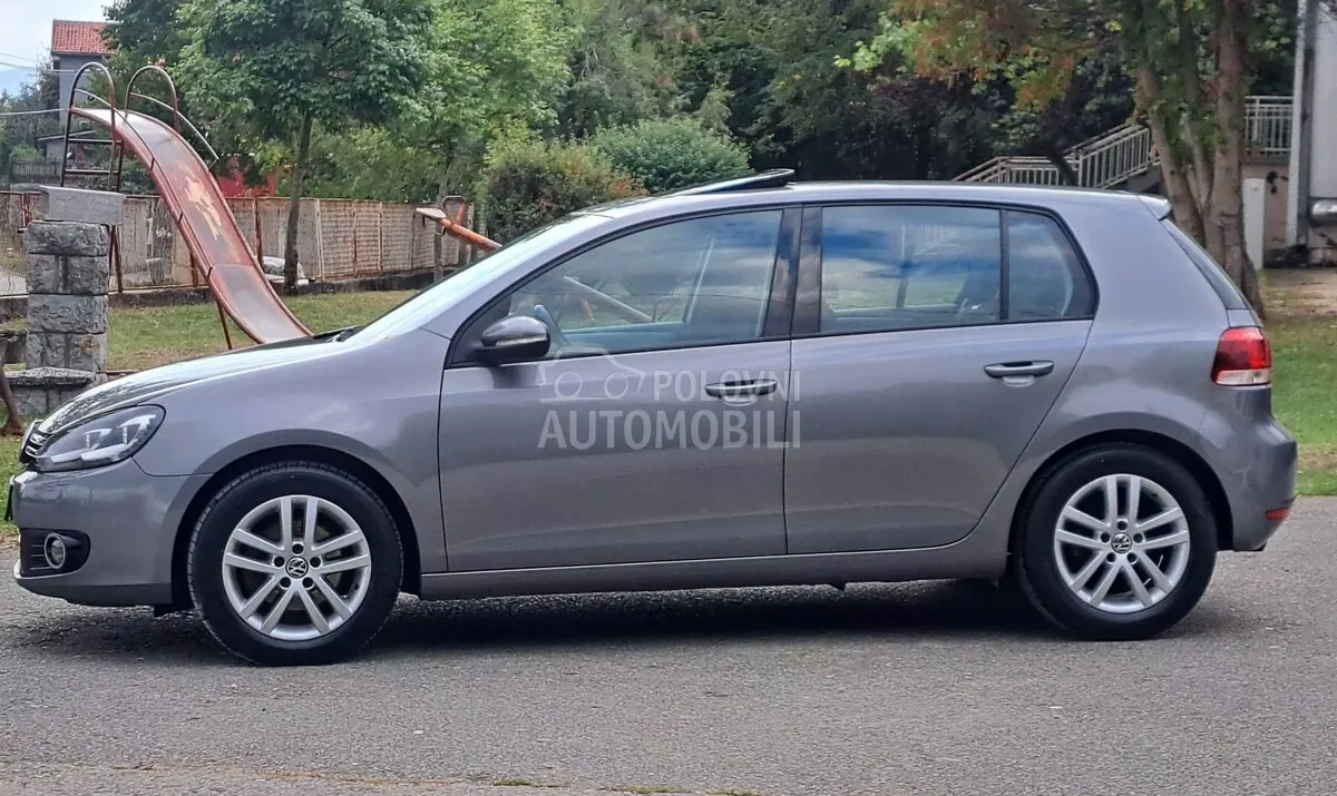 Volkswagen Golf 2012 photo 4