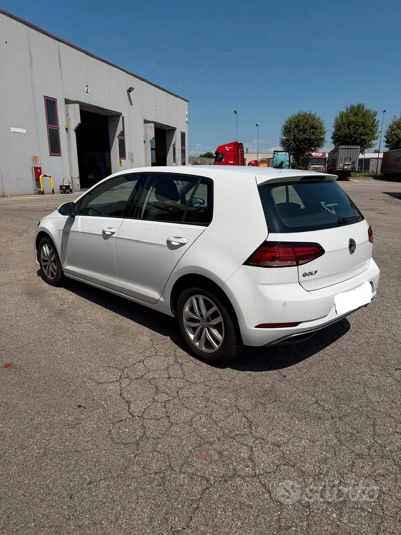 Volkswagen Golf 2018 photo 5