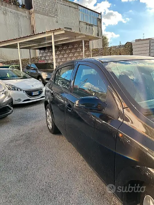 Opel Astra 2006 photo 4