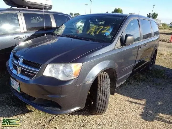 Dodge Grand Caravan 2014 photo 2