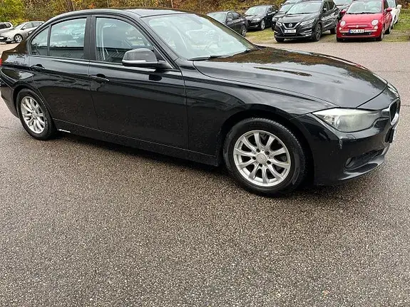BMW 320D 2012 photo 3