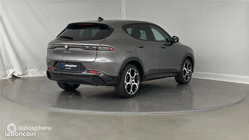 Alfa Romeo Tonale 2025 photo 5