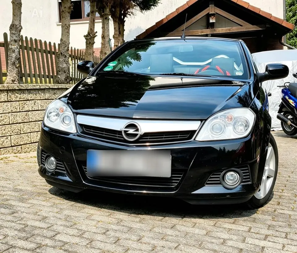 Opel Tigra Twin Top Cabriolet