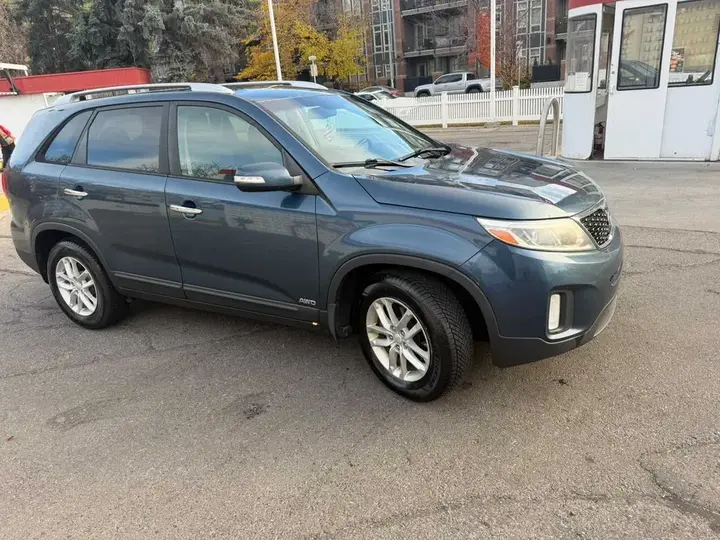 Kia Sorento 2014 photo 3