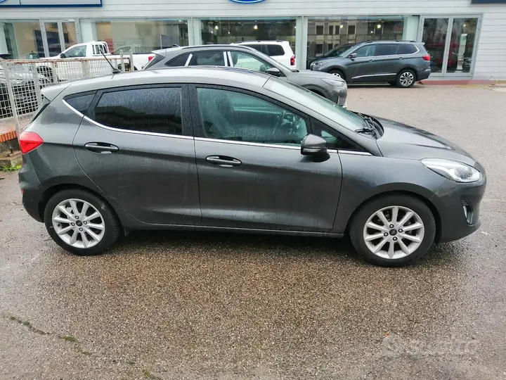 Ford Fiesta 2018 photo 3