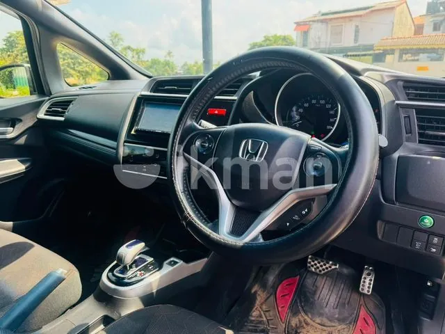 Honda Fit 2015 photo 4