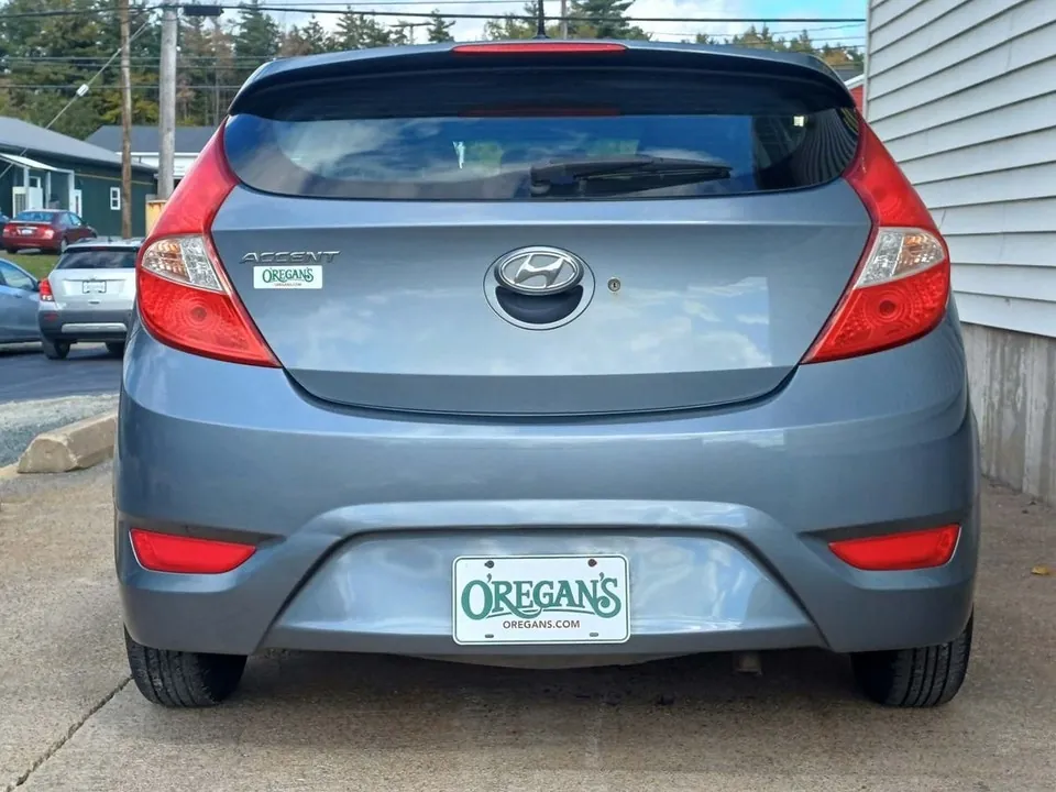 Hyundai Accent 2017 photo 4