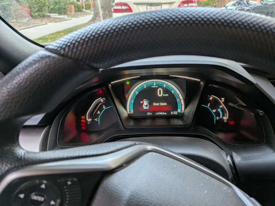 Honda Civic 2018 photo 2