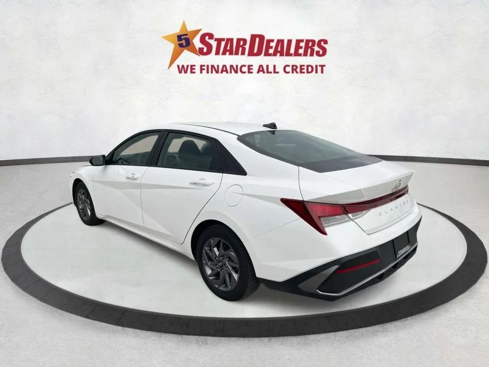 Hyundai Elantra 2024 photo 5