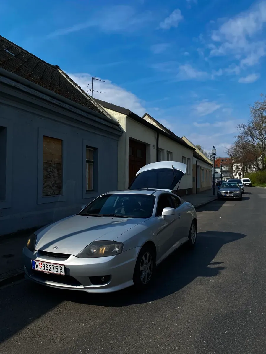 Hyundai Tiburon