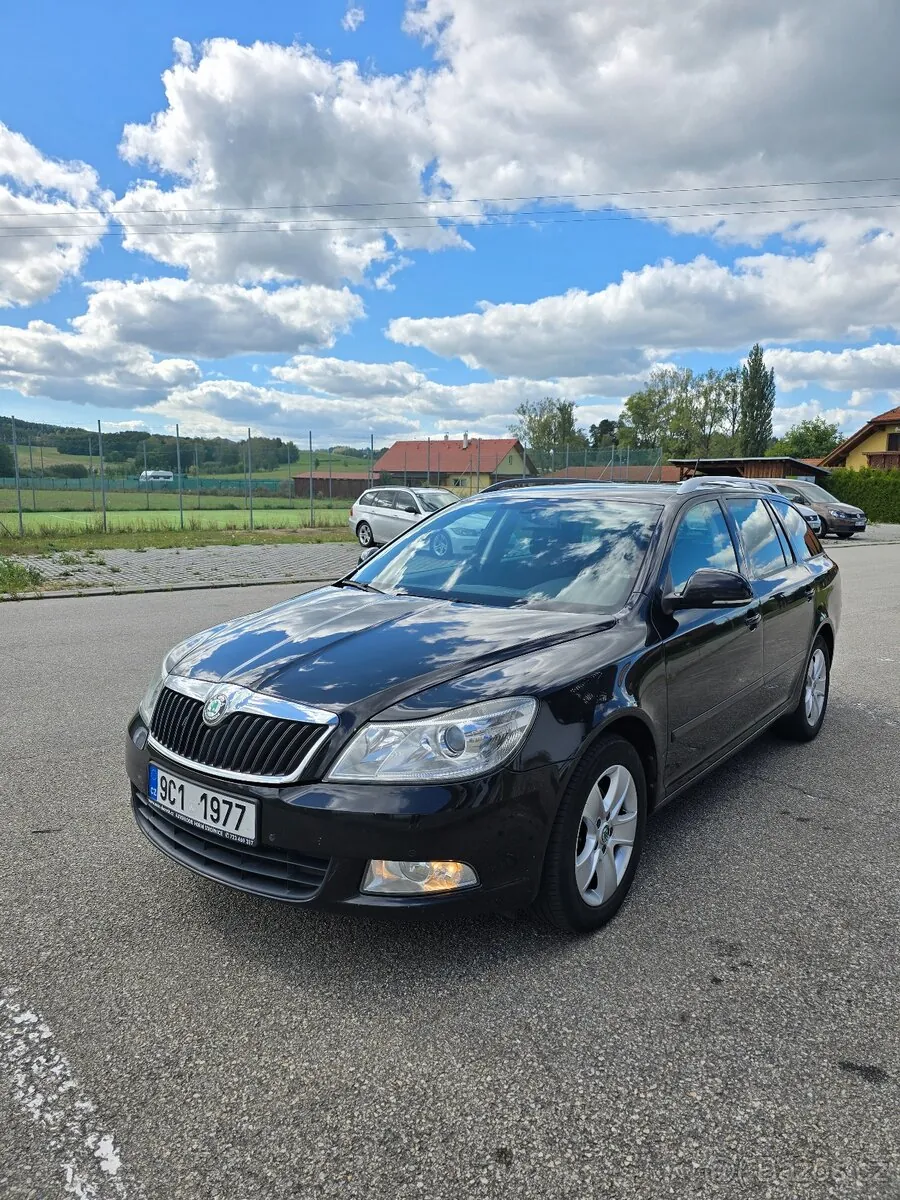 Skoda Octavia 2012 photo 3