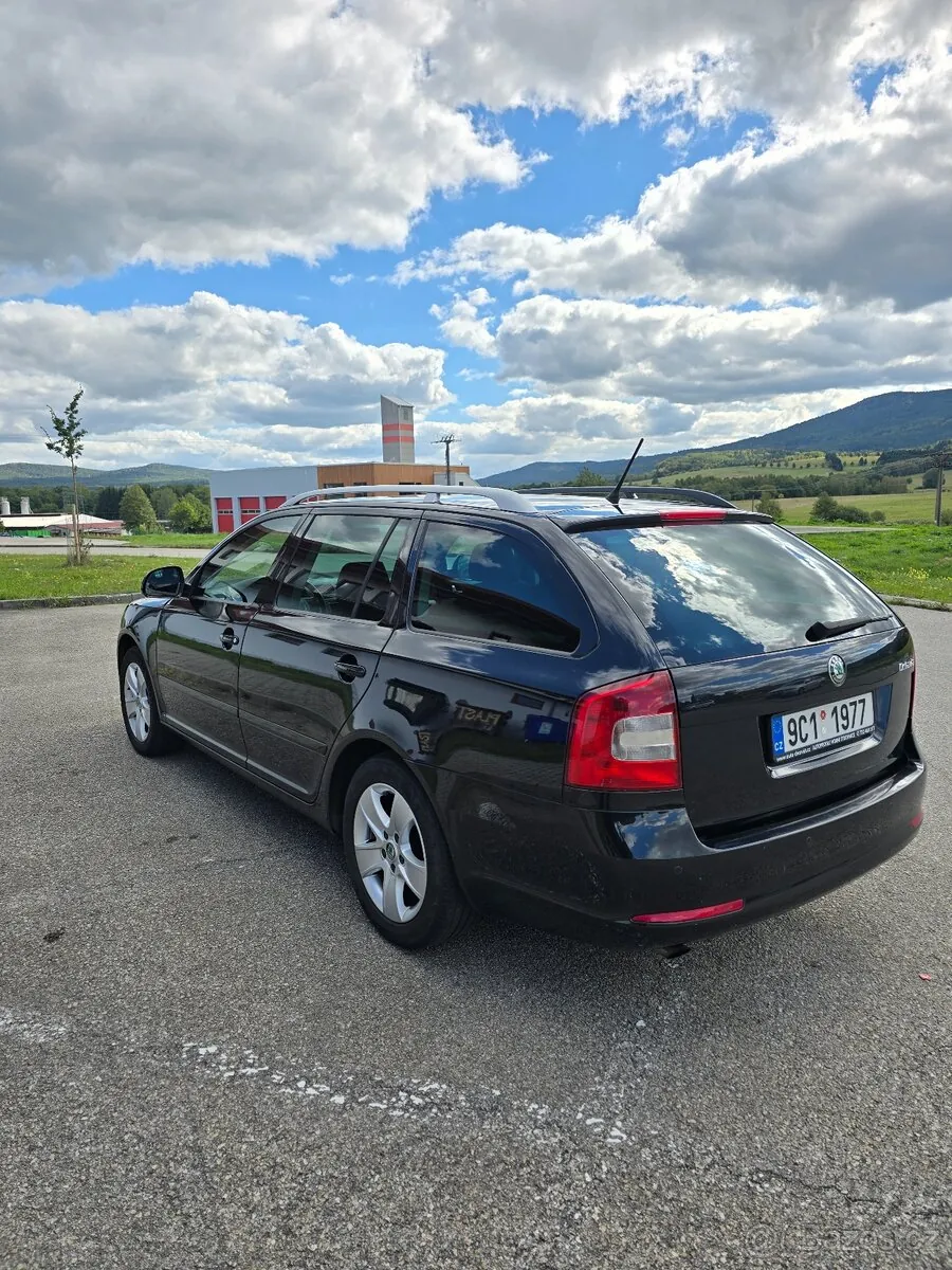 Skoda Octavia 2012 photo 5