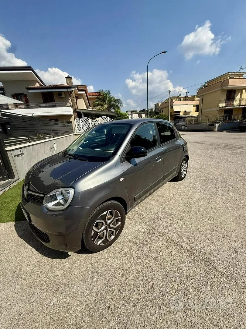 Renault Twingo 2023 photo 2