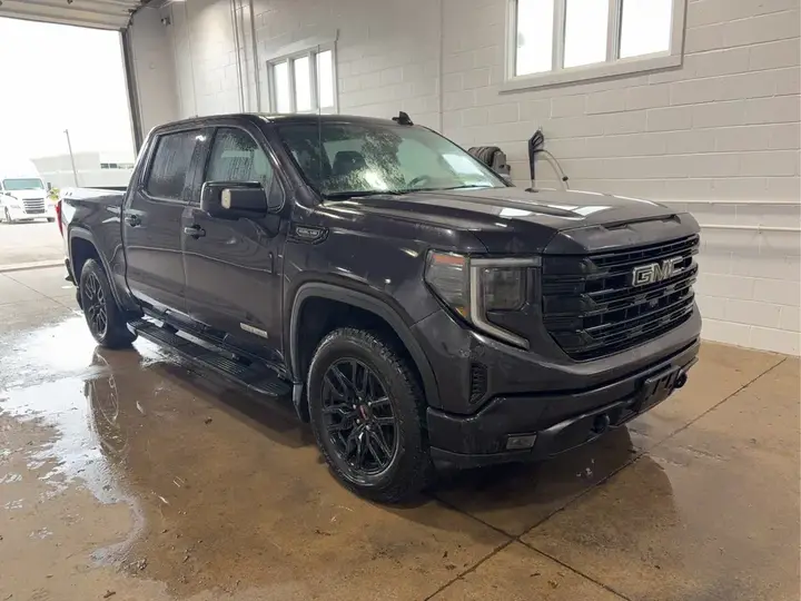 GMC Sierra 1500 2023 photo 3