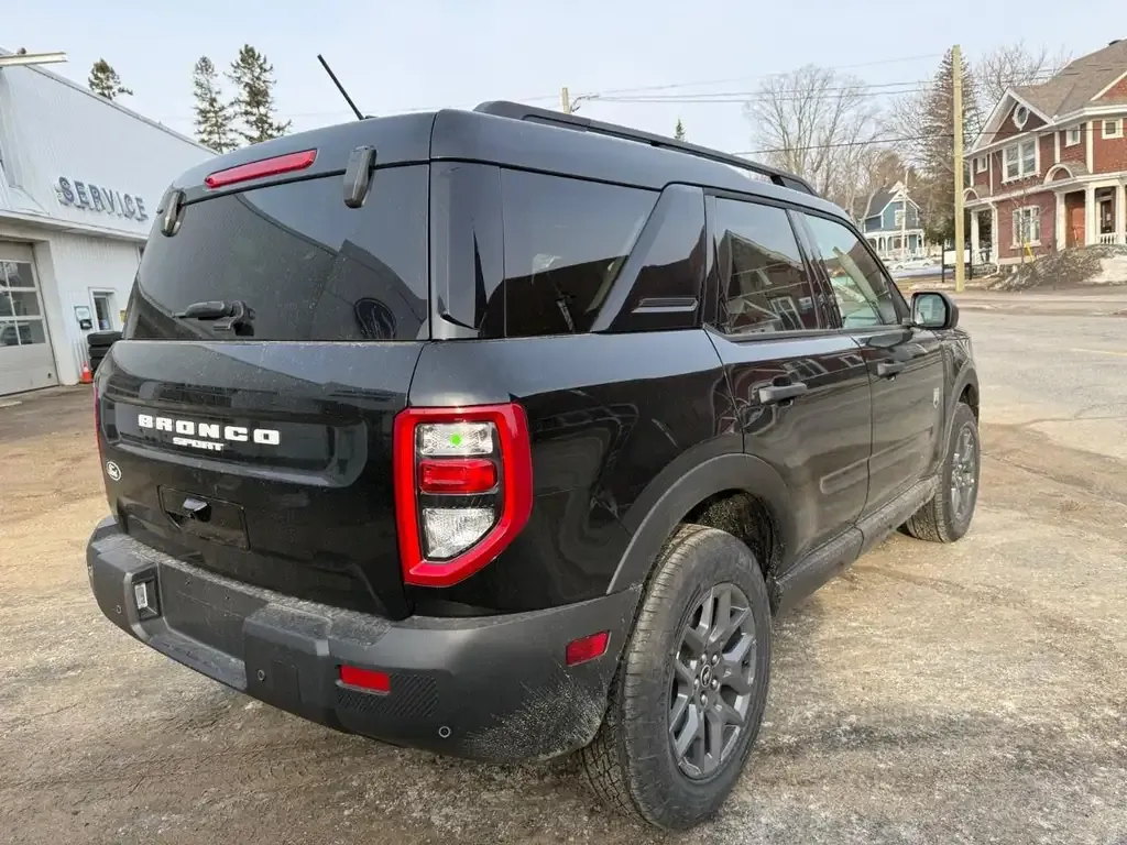 Ford Bronco Sport 2026 photo 4