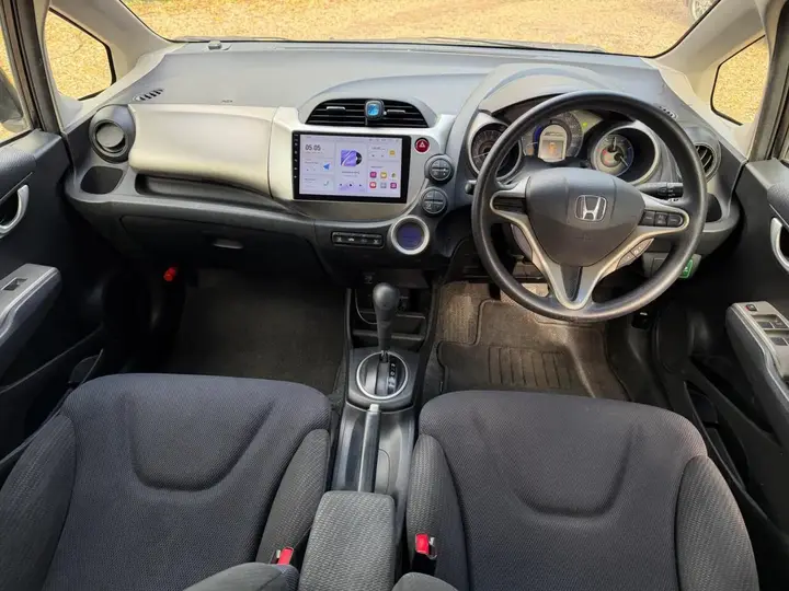Honda Jazz 2011 photo 3