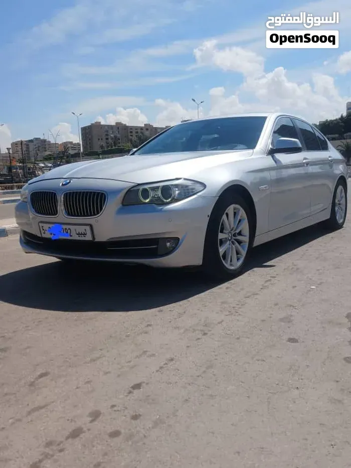 BMW F10 2012 photo 2
