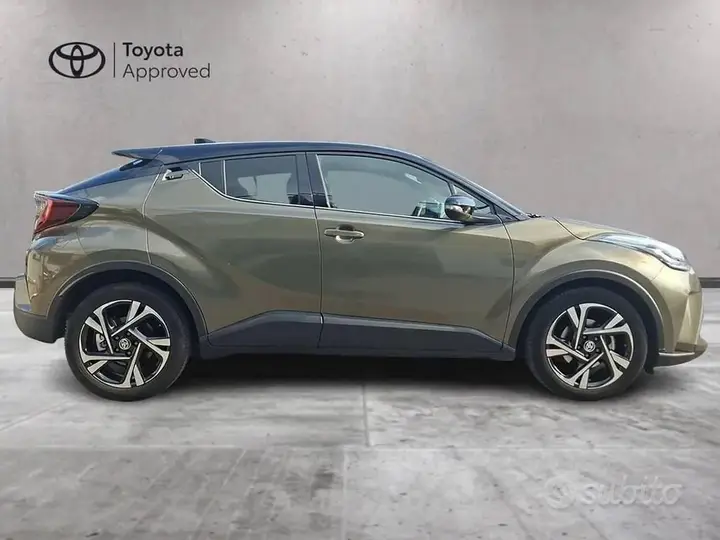 Toyota C-Hr 2022 photo 4