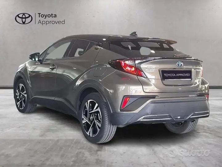 Toyota C-Hr 2022 photo 3