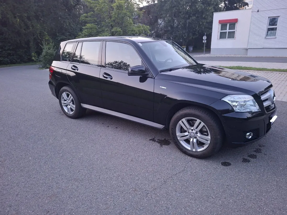 Mercedes-Benz Glk Class 2009 photo 2