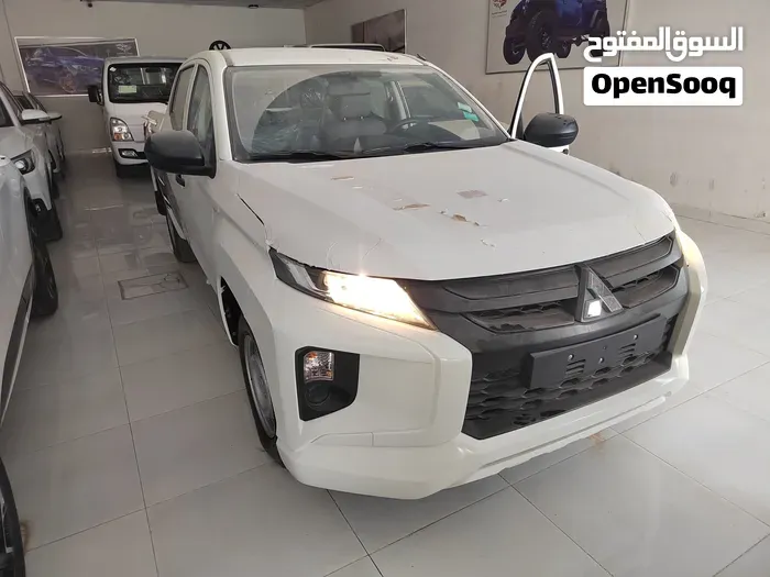 Mitsubishi L200 2024 photo 2