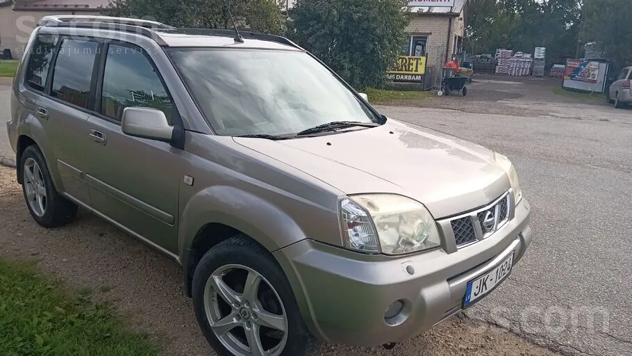 Nissan X-Trail 2005 photo 2