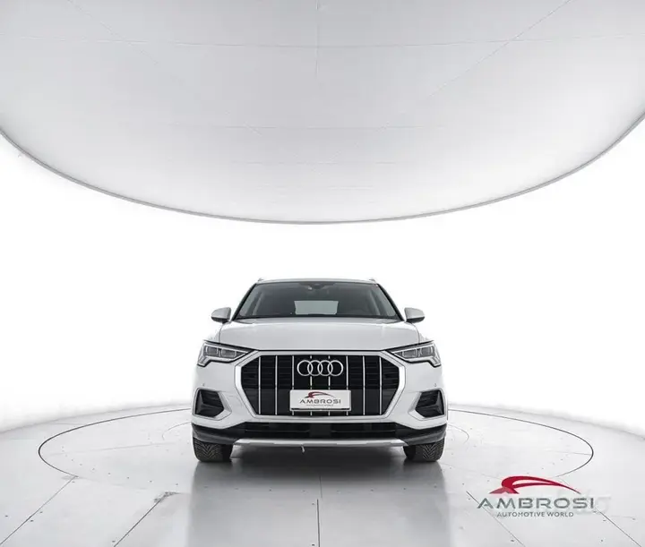 Audi Q3 2023 photo 5