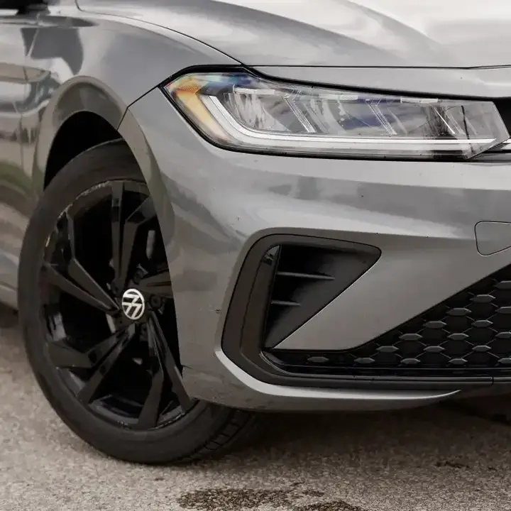 Volkswagen Jetta 2025 photo 2