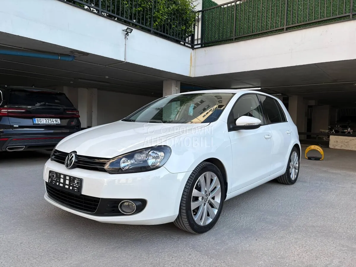Volkswagen Golf 2010 photo 2